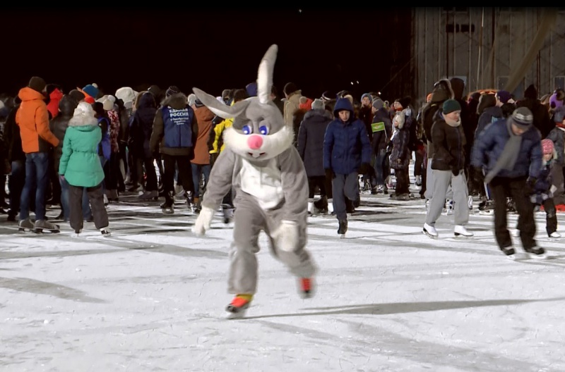  «Вечер на коньках» в Оренбурге (видео)
